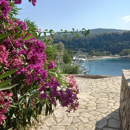Rocka View Apartment Spartokhorion