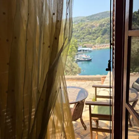 Apartment Rocka View Spartokhorion